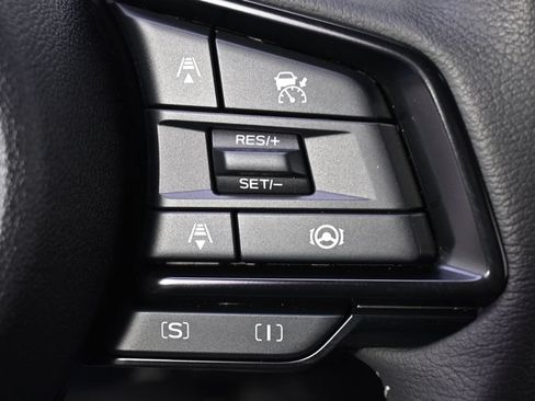 Certified 2025 Subaru Forester Premium AWD/4WD image 32