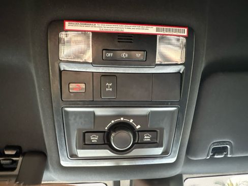 Used 2023 Toyota Tacoma TRD Off-Road AWD/4WD image 19