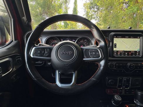 Used 2021 Jeep Gladiator Mojave AWD/4WD image 12