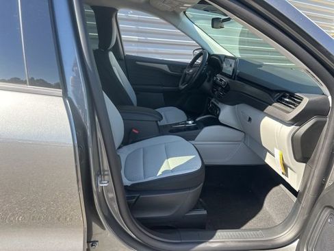 New 2026 Ford Escape Active FWD image 31