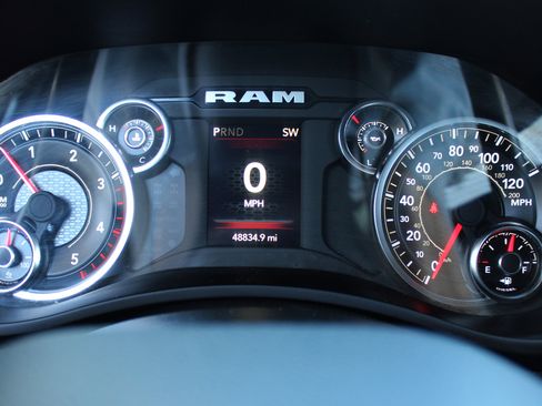 Used 2023 RAM 4500 SLT w/ Quick Order Package 2YG SLT image 27