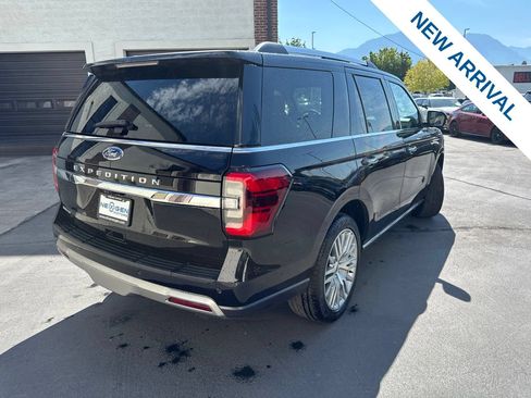 Used 2024 Ford Expedition Limited AWD/4WD image 7