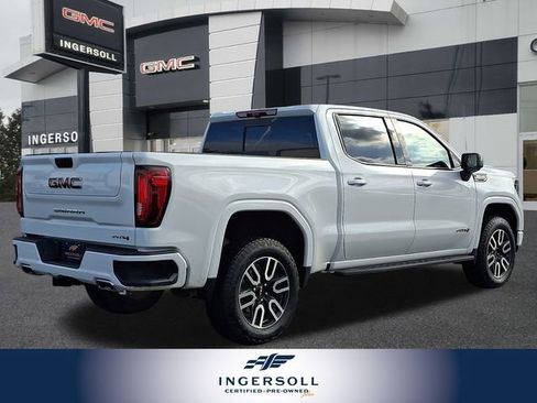 Used 2025 GMC Sierra 1500 AT4 w/ AT4 Premium Package image 9