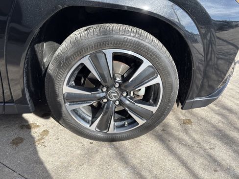 Used 2022 Lexus UX 250h w/ Premium Package image 13