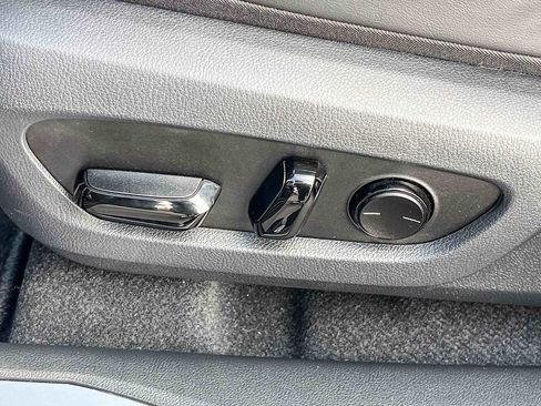 Certified 2025 Lexus RX 350 FWD w/ Technology Package image 21