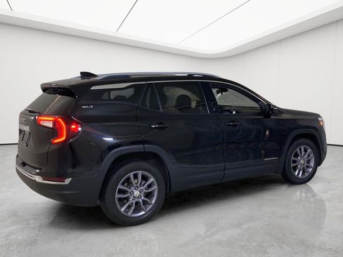 Used 2023 GMC Terrain SLT w/ LPO, Floor Liner Package FWD image 17