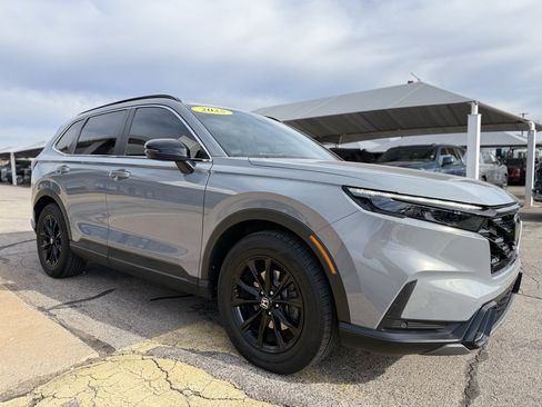 Used 2025 Honda CR-V Sport-L image 3