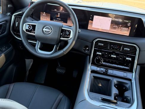 New 2026 Nissan Armada SL w/ Captain's Chari Seat Package image 9