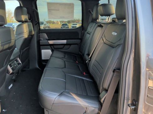 New 2026 Ford F250 Platinum image 39