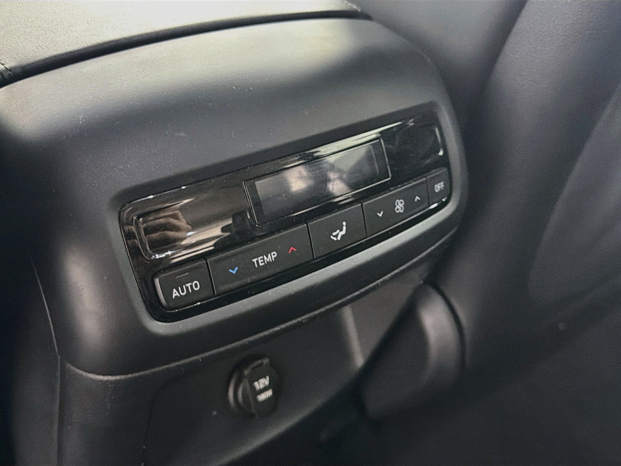 Used 2025 Hyundai Palisade SEL FWD image 27