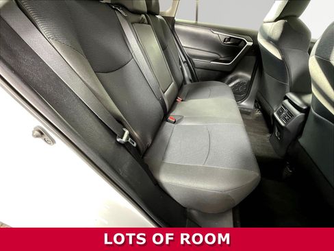 Used 2023 Toyota RAV4 LE AWD/4WD image 23