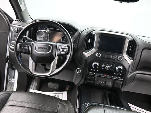 Used 2023 GMC Sierra 3500 Denali w/ Denali Ultimate Package image 20