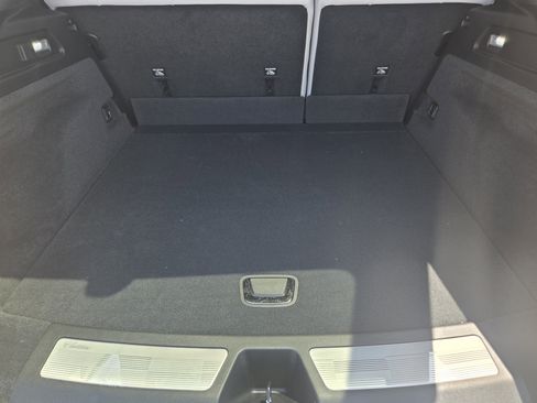 New 2025 Cadillac Lyriq Luxury image 22