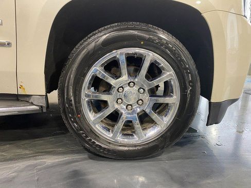 Used 2015 GMC Yukon XL Denali w/ Touring Package image 11