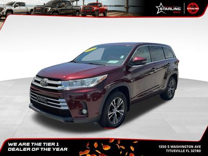 Used 2018 Toyota Highlander Plus w/ Carpet Mat Package (TMS)