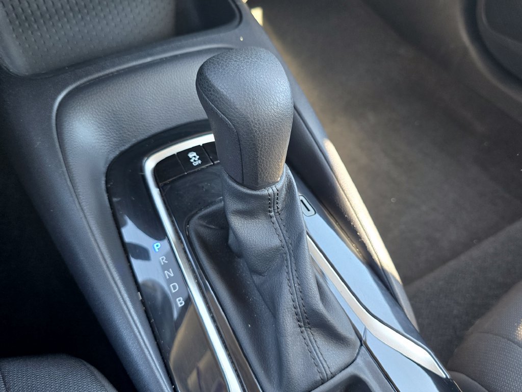 Certified 2022 Toyota Corolla LE w/ Carpet Mat Package (TMS) FWD image 26