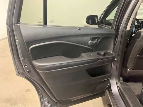 Used 2022 Honda Pilot Special Edition image 19