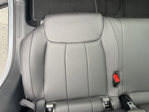 New 2026 Mercedes-Benz GLB 250 image 22