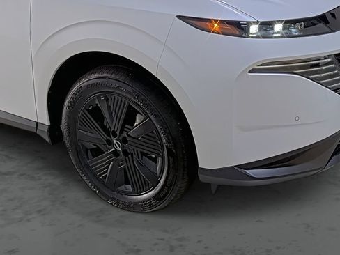 New 2025 Nissan Murano SV AWD/4WD image 14
