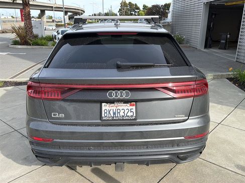 Used 2019 Audi Q8 Premium Plus w/ Premium Plus image 7