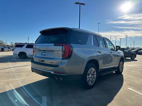 Used 2025 GMC Yukon Denali image 5