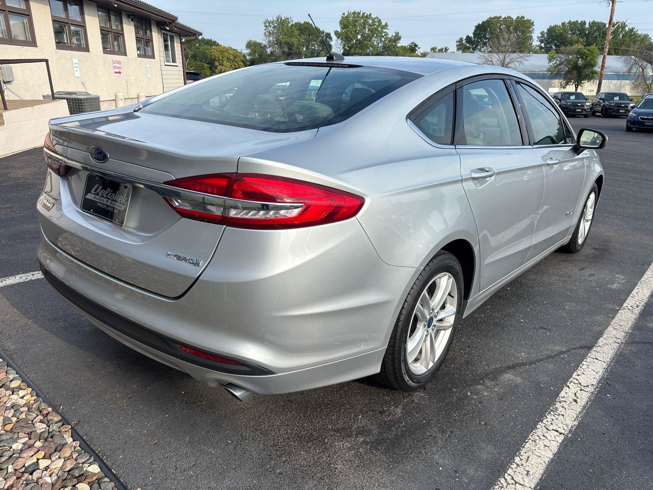 Used 2018 Ford Fusion S FWD image 3