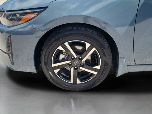 Used 2025 Nissan Sentra SV FWD image 6