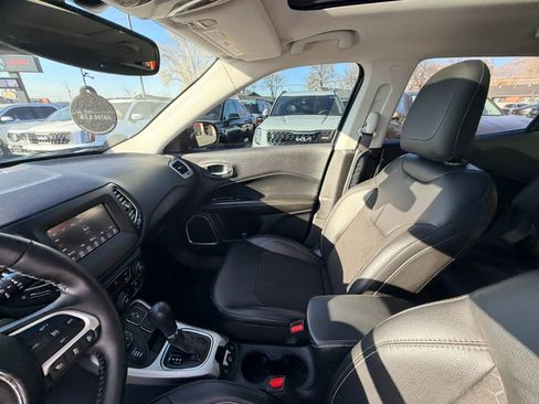 Used 2020 Jeep Compass Latitude image 12