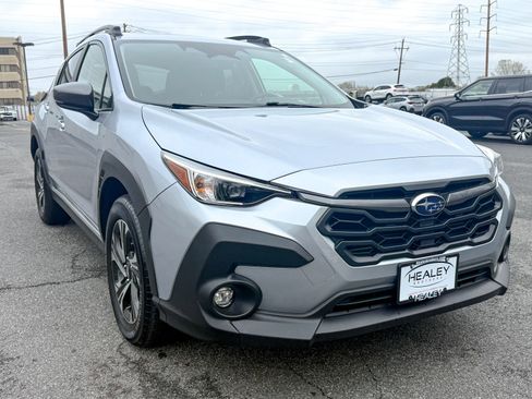 Used 2025 Subaru Crosstrek 2.5i Premium AWD/4WD image 1