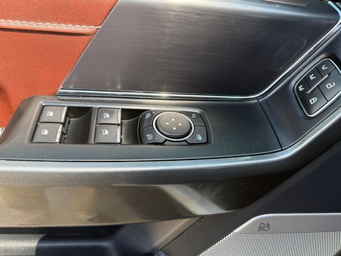 Used 2023 Ford F150 Lariat AWD/4WD image 15