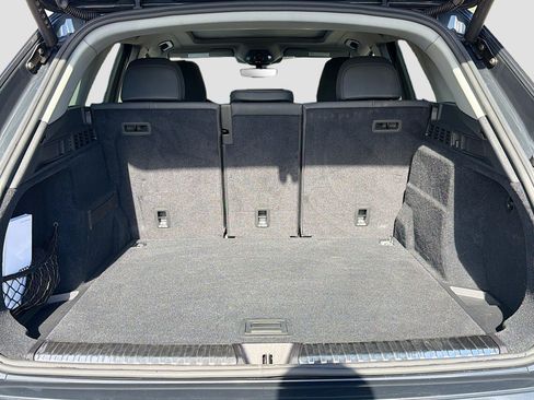 Certified 2025 Audi Q5 Prestige AWD/4WD image 11