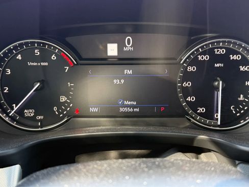 Used 2019 Cadillac XT4 Premium Luxury w/ Enhanced Visibility Package image 4