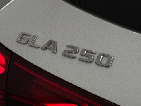 Used 2026 Mercedes-Benz GLA 250 image 20