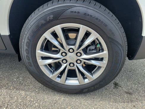 Used 2021 Cadillac XT5 Premium Luxury FWD image 26