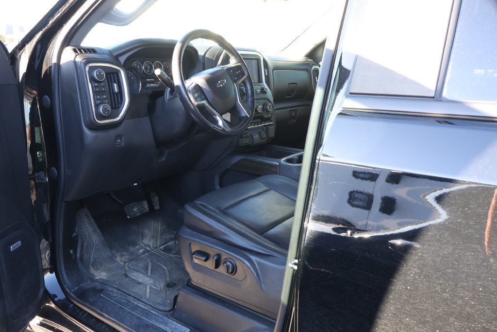 Used 2019 Chevrolet Silverado 1500 LT Trail Boss AWD/4WD image 11