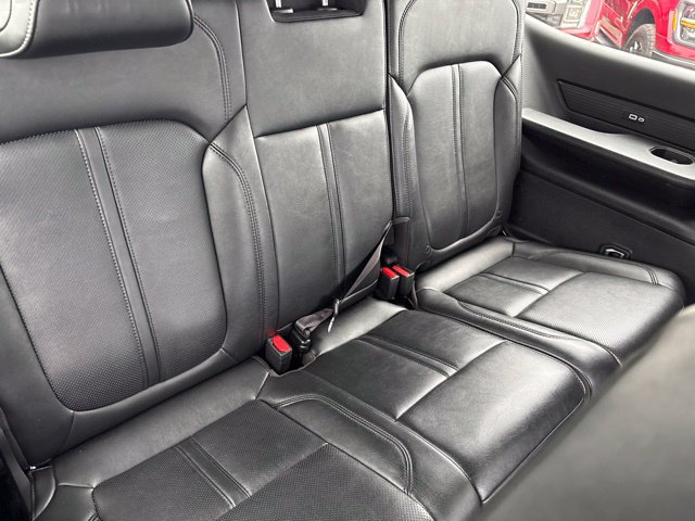 Used 2024 Jeep Wagoneer Series II AWD/4WD image 16