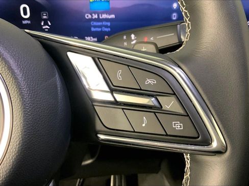 Used 2025 Buick Envision Sport Touring image 19