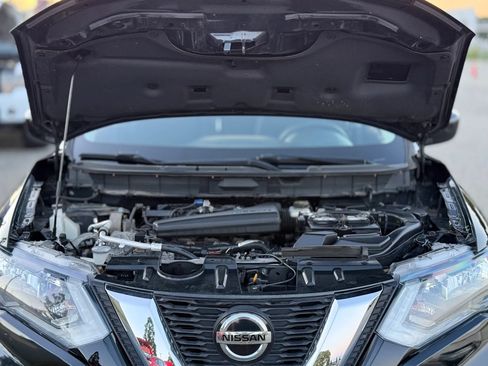 Used 2018 Nissan Rogue S AWD/4WD image 28