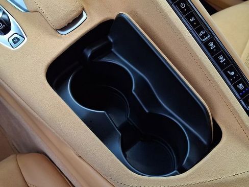 Used 2024 Chevrolet Corvette Stingray Premium Cpe w/ Z51 Performance Package RWD image 29