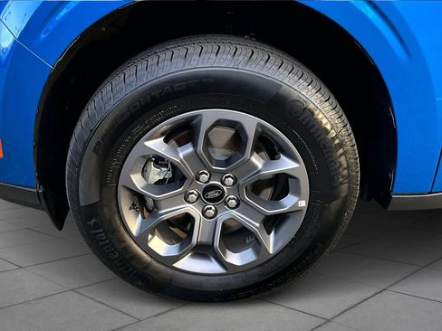 Used 2025 Ford Maverick XLT image 10