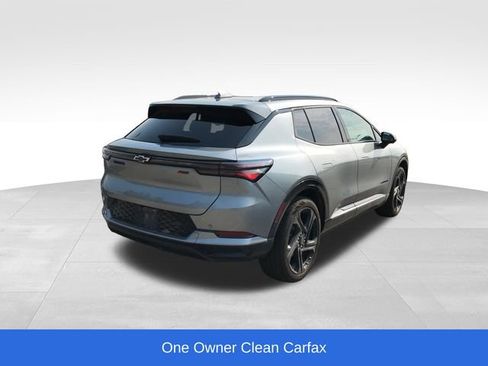 Used 2024 Chevrolet Equinox EV RS FWD image 2