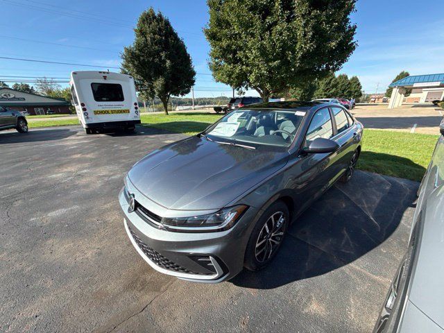 New 2027 Volkswagen Jetta SE FWD image 3