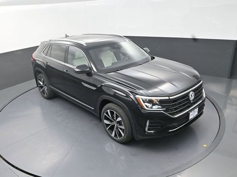New 2026 Volkswagen Atlas Cross Sport SEL Premium R-Line AWD/4WD image 13