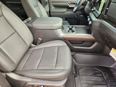 New 2026 GMC Sierra 2500 SLT w/ Texas SLT Premium Package AWD/4WD image 31