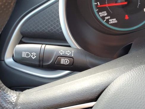 Used 2025 Chevrolet Malibu LT image 15