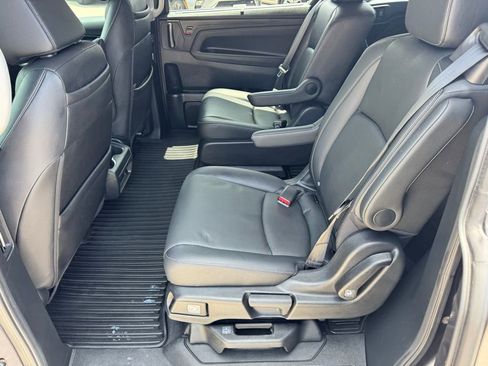 Used 2023 Honda Odyssey Touring image 21