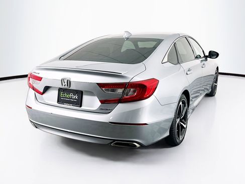 Used 2019 Honda Accord Sport image 9