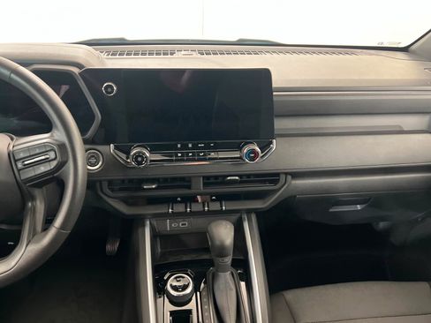 Used 2023 Chevrolet Colorado Trail Boss w/ Technology Package AWD/4WD image 14
