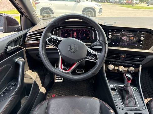 Used 2024 Volkswagen Jetta GLI Autobahn FWD image 19