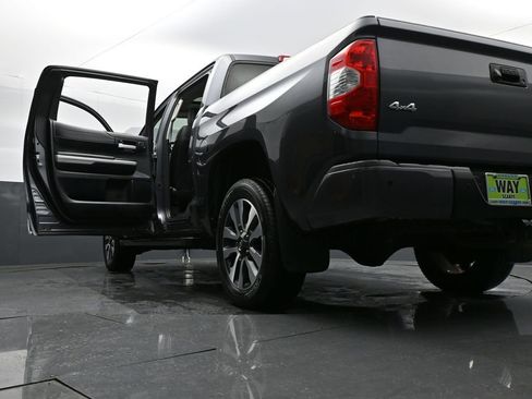 Used 2018 Toyota Tundra Limited image 37